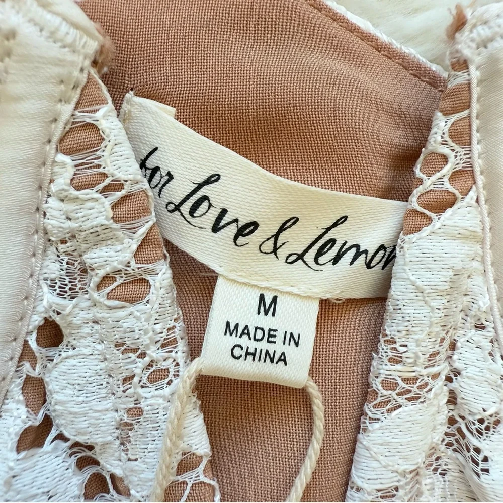 NWT!!! For love and lemons women dress size M Retail 265$